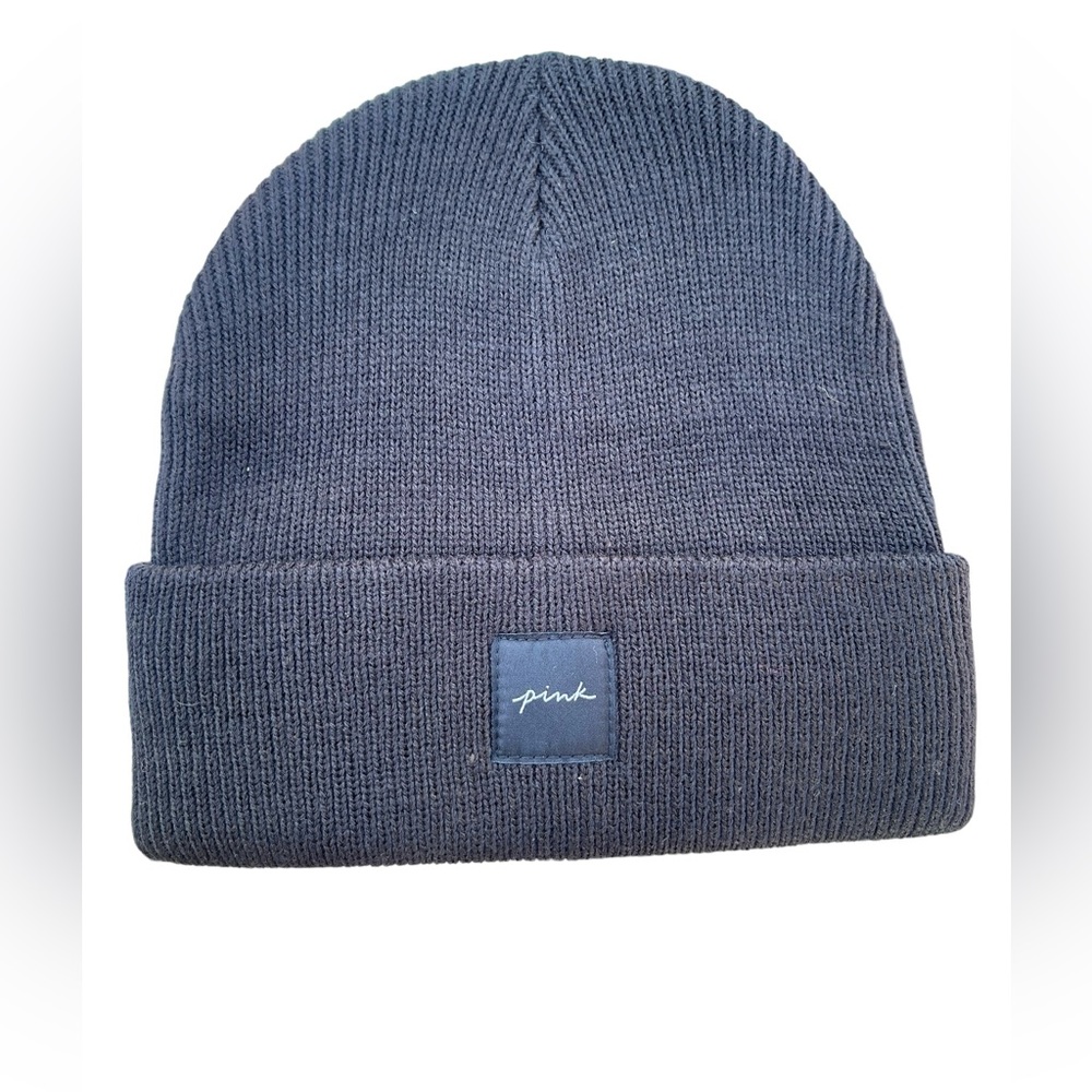 Victoria’s Secret Black Ribbed Beanie